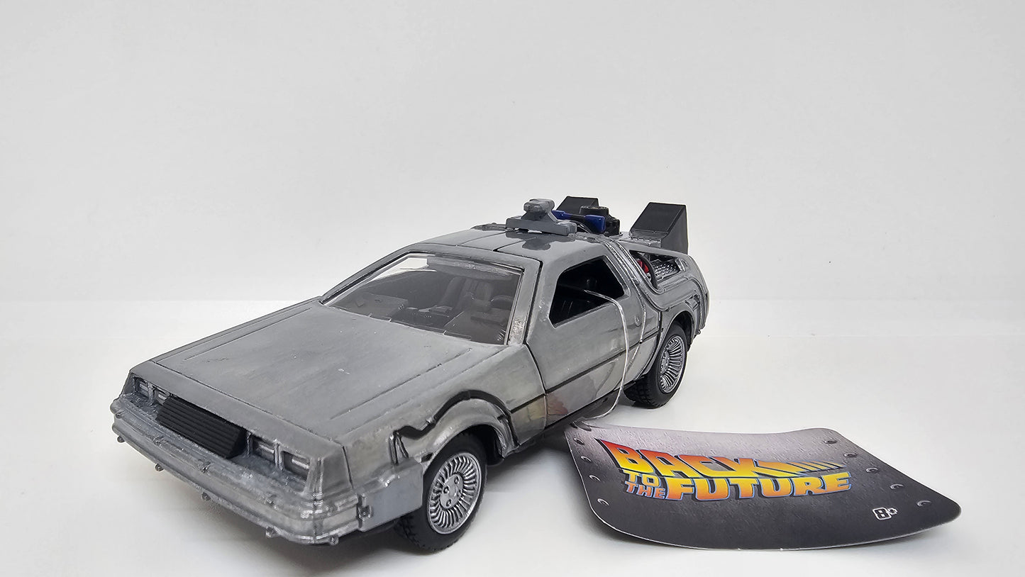 Auto Delorean Volver Al Futuro Parte I Time Machine 1/32 Marca JADA