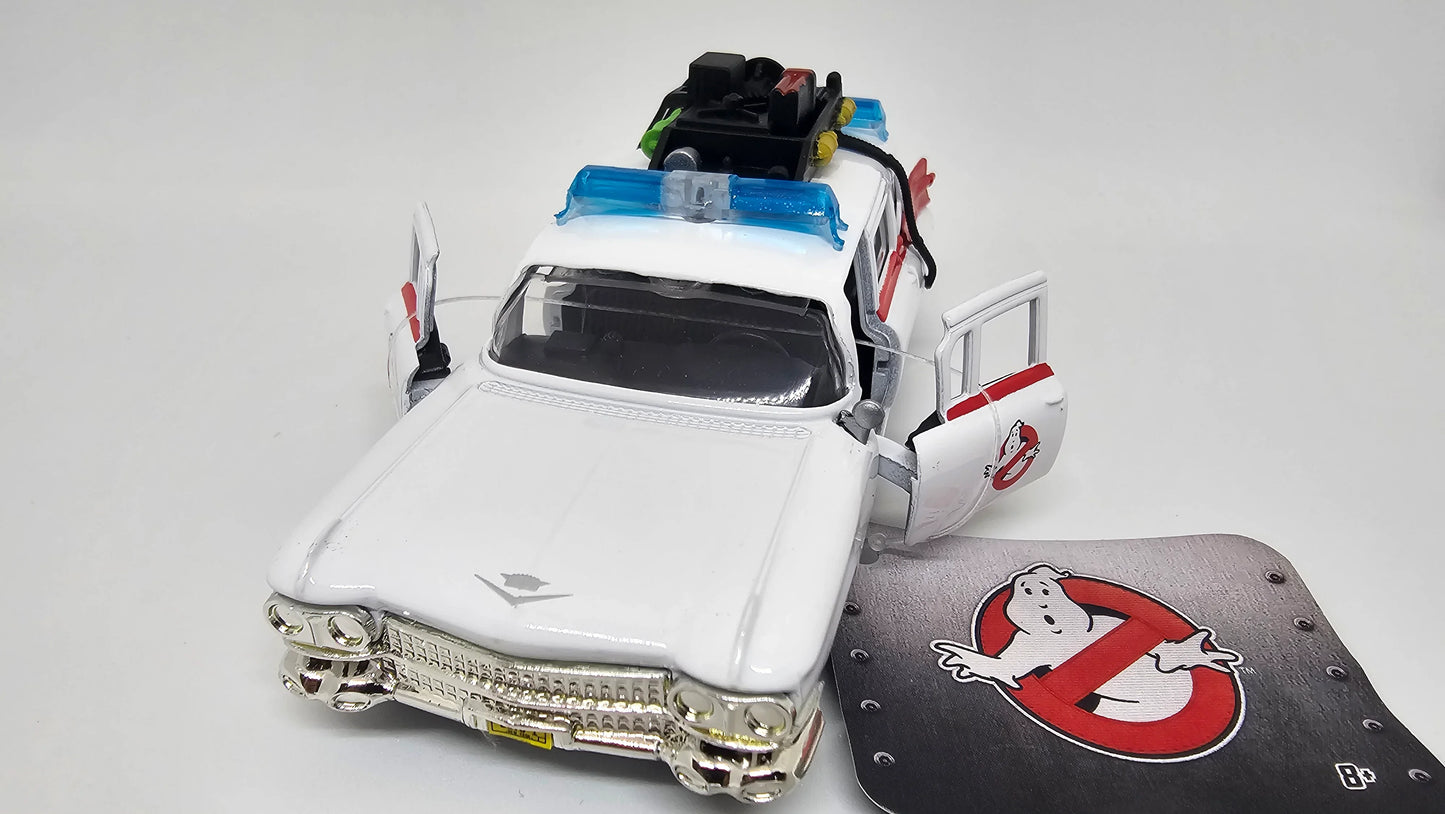 Auto Cazafantasmas Ecto-1 Metal Escala 1/32 Jada