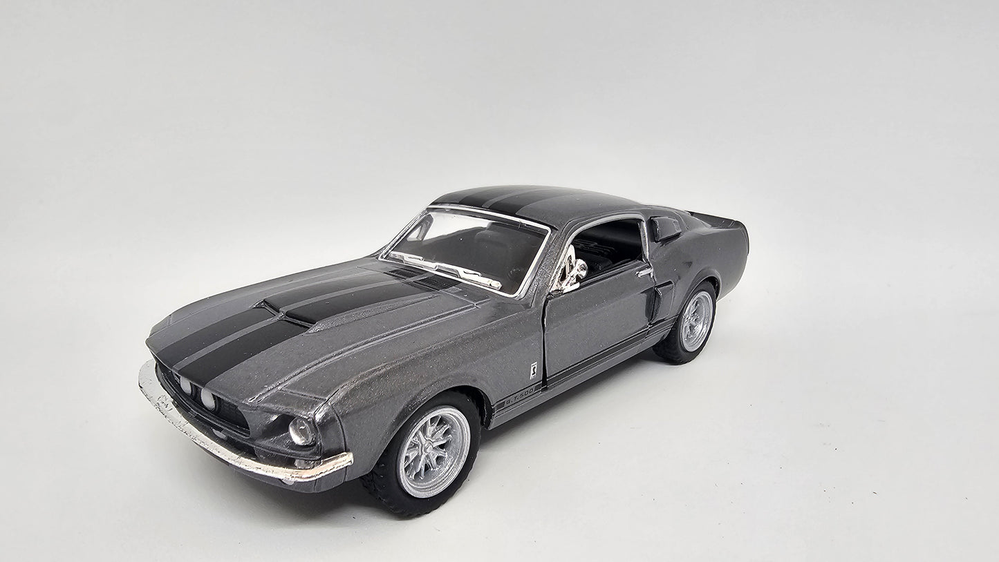 Ford Mustang 1967 Shelby GT-500 "ELEANOR" Escala 1/38 Kinsmart