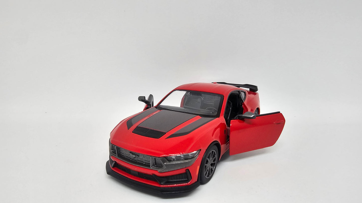 Ford Mustang Dark Horse (2024) Escala 1/38 Kinsmart