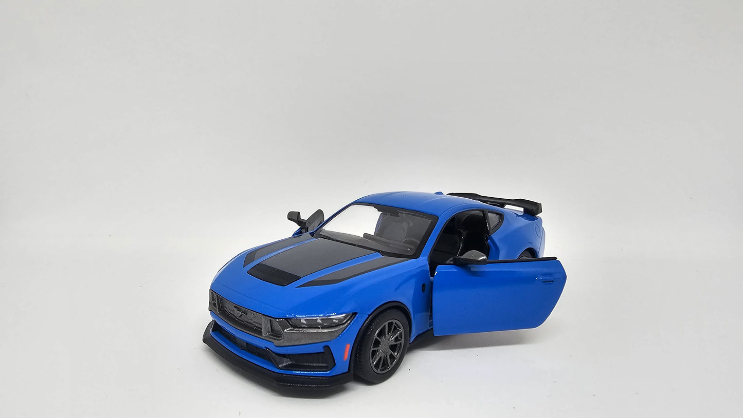 Ford Mustang Dark Horse (2024) Escala 1/38 Kinsmart