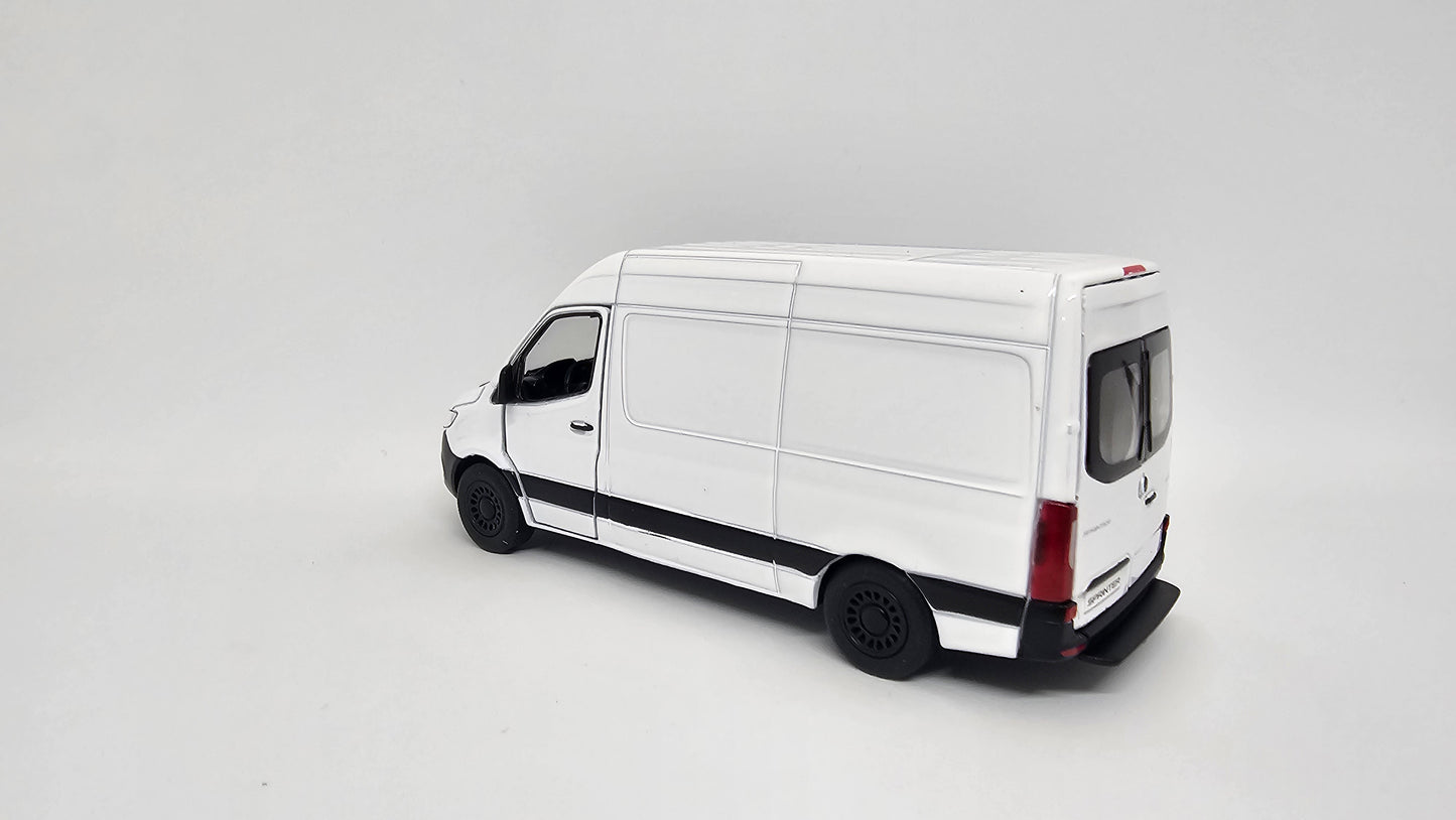 Mercedes Benz Sprinter Furgon Techo Alto Escala 1/48 Kinsmart