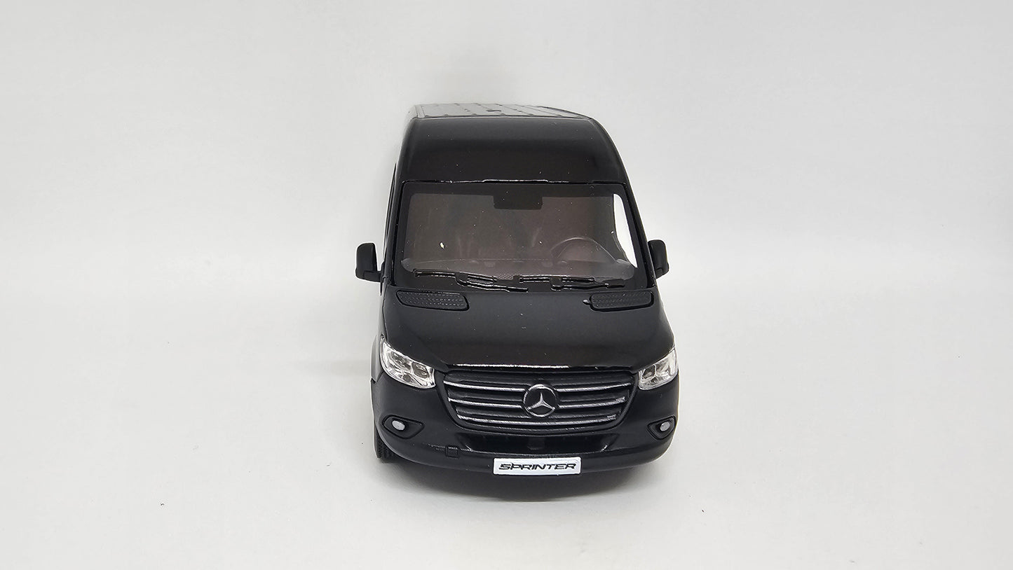 Mercedes Benz Sprinter Furgon Techo Alto Escala 1/48 Kinsmart