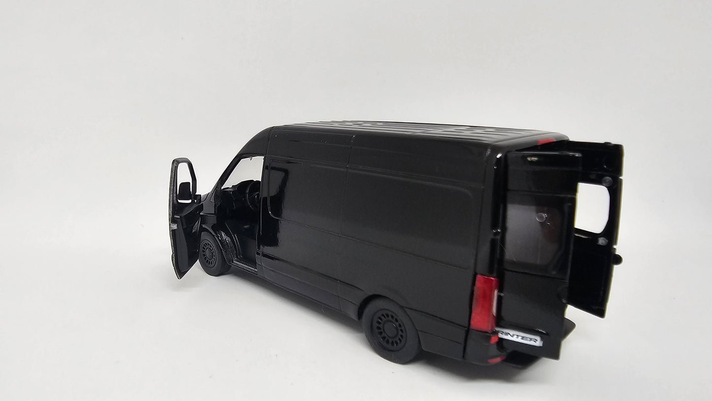 Mercedes Benz Sprinter Furgon Techo Alto Escala 1/48 Kinsmart