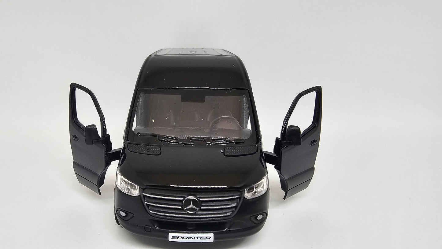 Mercedes Benz Sprinter Furgon Techo Alto Escala 1/48 Kinsmart