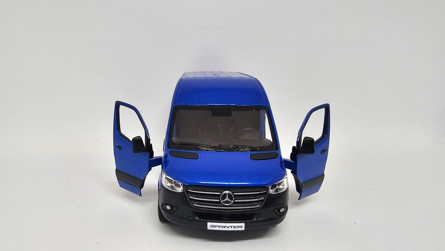 Mercedes Benz Sprinter Furgon Techo Alto Escala 1/48 Kinsmart