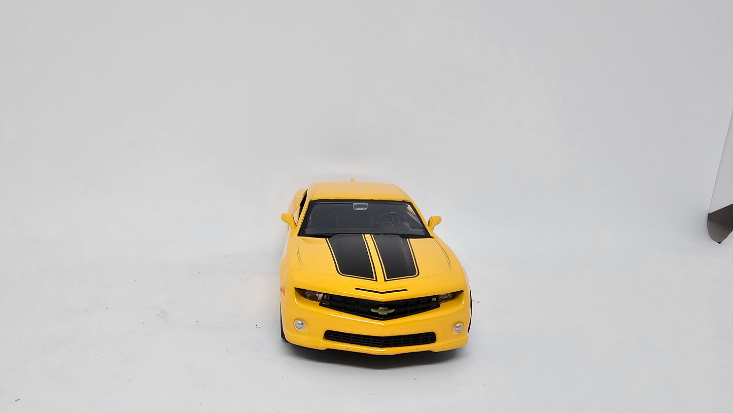 Chevrolet Camaro 2010 "Bumblebee" Transformers Escala 1/38 MSZ