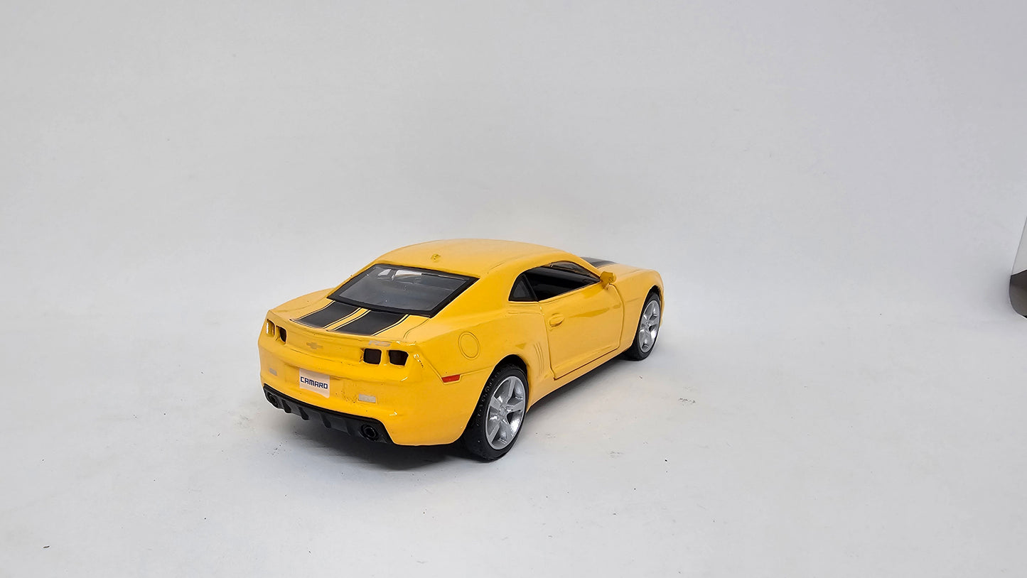 Chevrolet Camaro 2010 "Bumblebee" Transformers Escala 1/38 MSZ