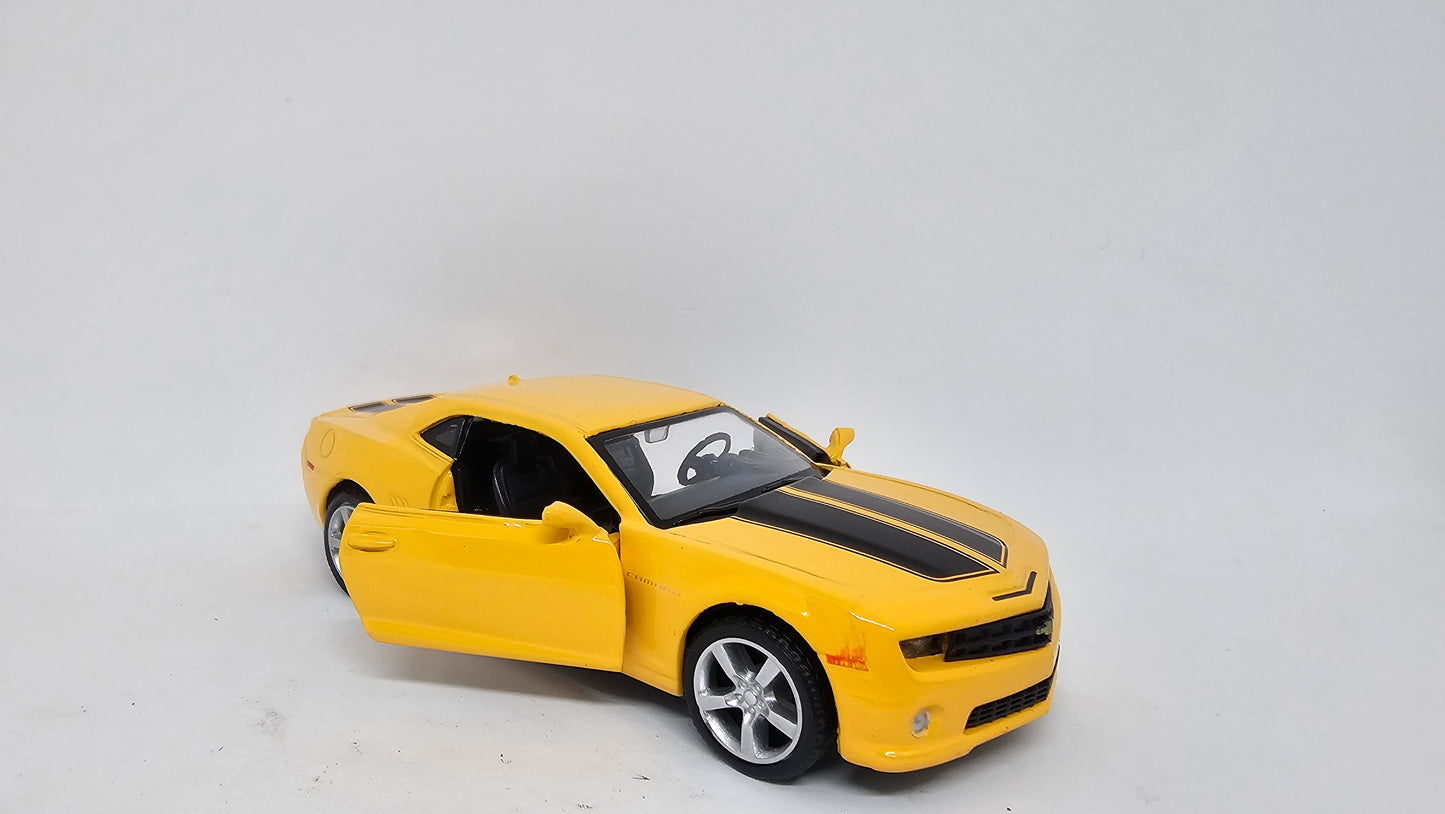 Chevrolet Camaro 2010 "Bumblebee" Transformers Escala 1/38 MSZ