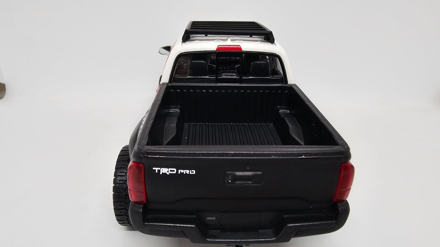 Toyota Tacoma TRD PRO - Escala 1/24 - Maisto (sin caja)