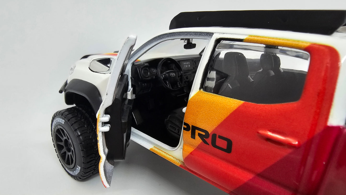 Toyota Tacoma TRD PRO - Escala 1/24 - Maisto (sin caja)