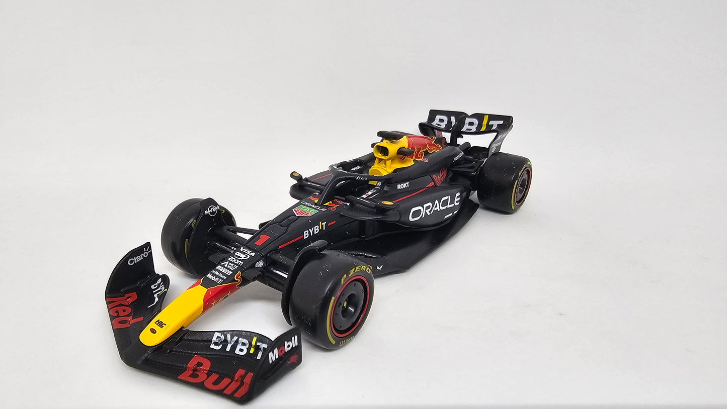 Red Bull Racing F1 RB20 #1 Max Verstappen 2024 - F1 Burago Escala 1/43
