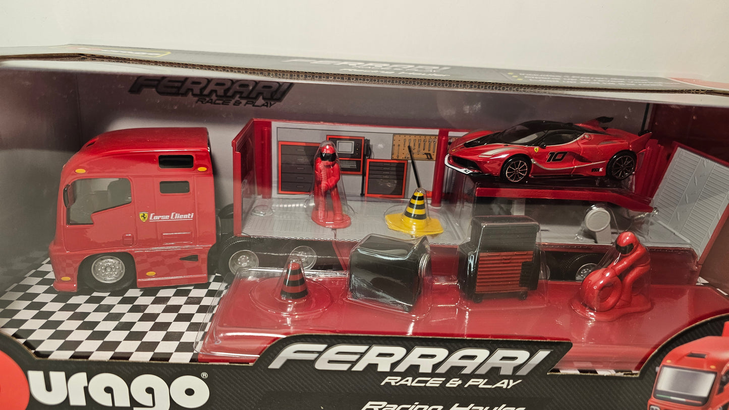 Camion Scuderia Ferrari Hauler con Accesorios- Burago