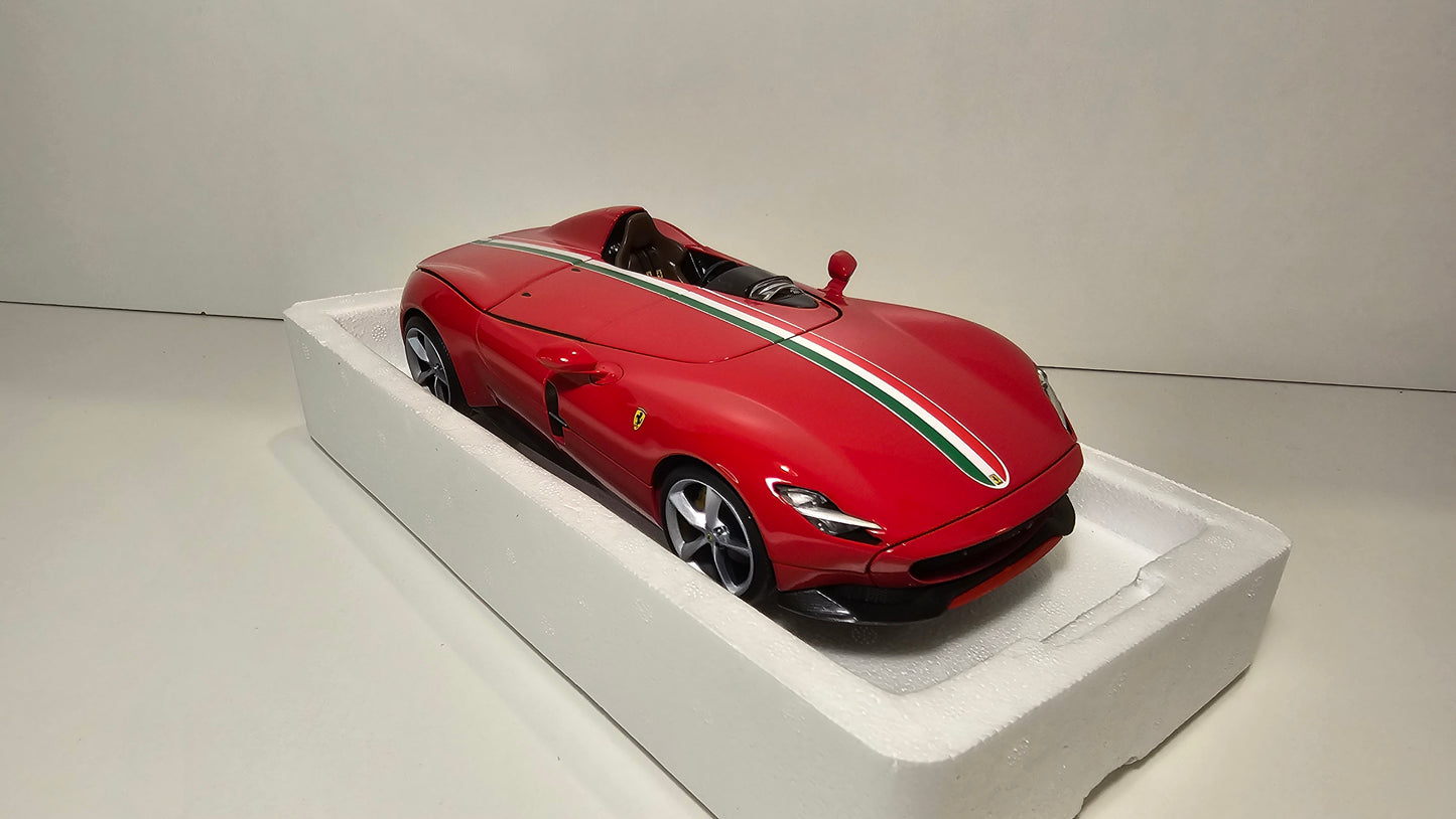 Ferrari MONZA SP1 - Escala 1/18 - Burago