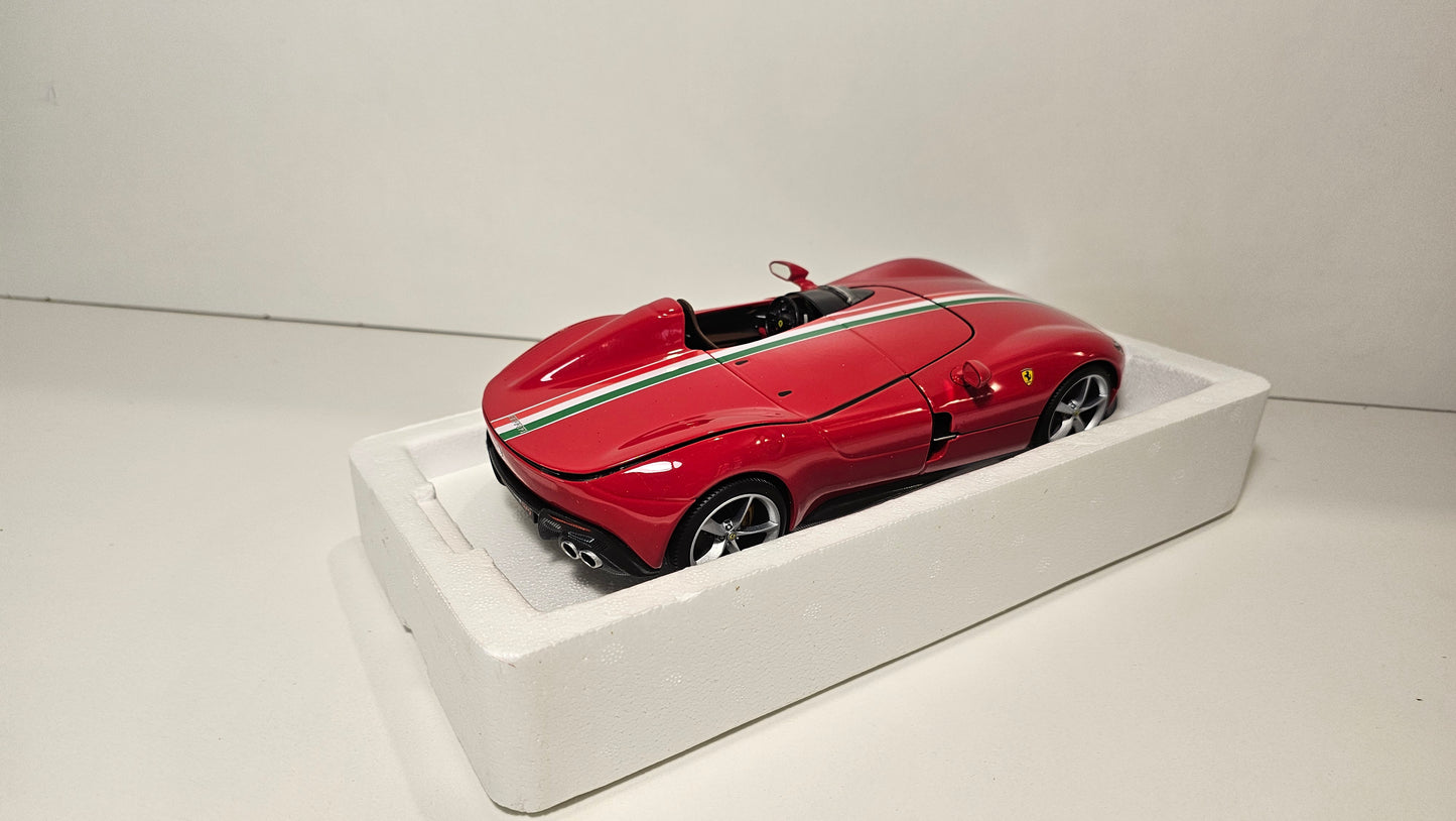 Ferrari MONZA SP1 - Escala 1/18 - Burago