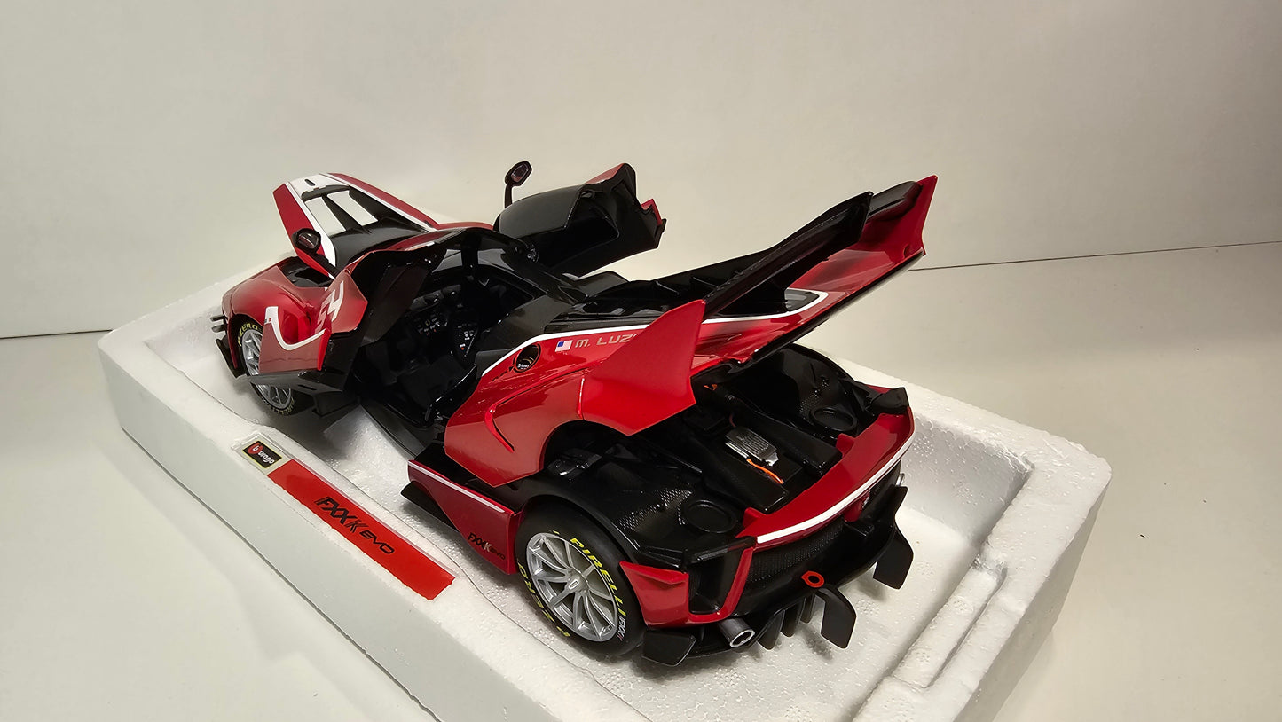Ferrari FXXK EVO - Escala 1/18 - Burago