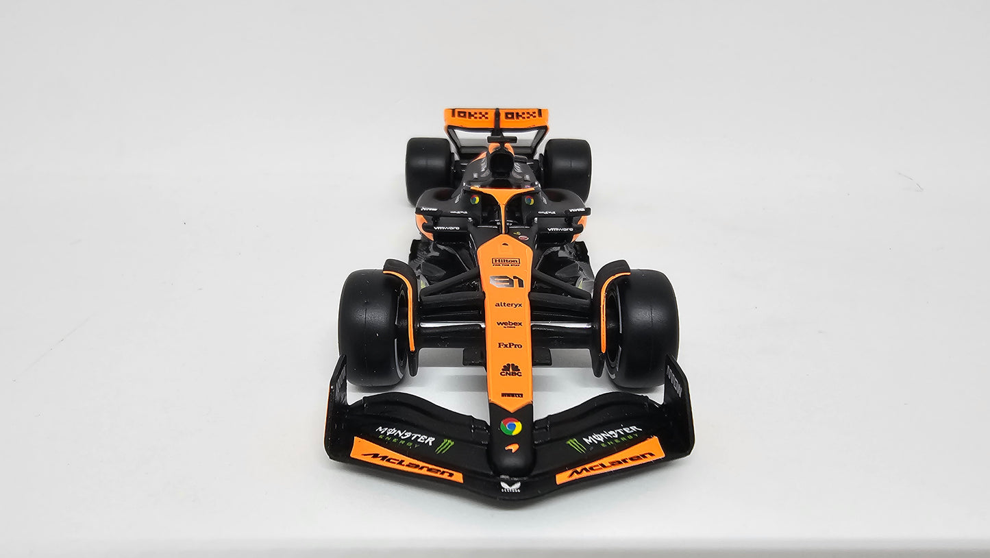 MCLAREN Formula 1 Team MCL38 #81 Oscar Piastri 2024 - F1 Burago Escala 1/43