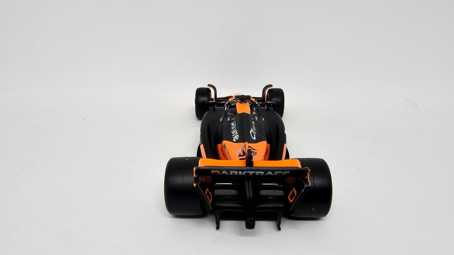 MCLAREN Formula 1 Team MCL38 #81 Oscar Piastri 2024 - F1 Burago Escala 1/43