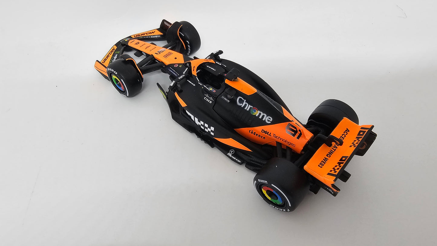 MCLAREN Formula 1 Team MCL38 #81 Oscar Piastri 2024 - F1 Burago Escala 1/43