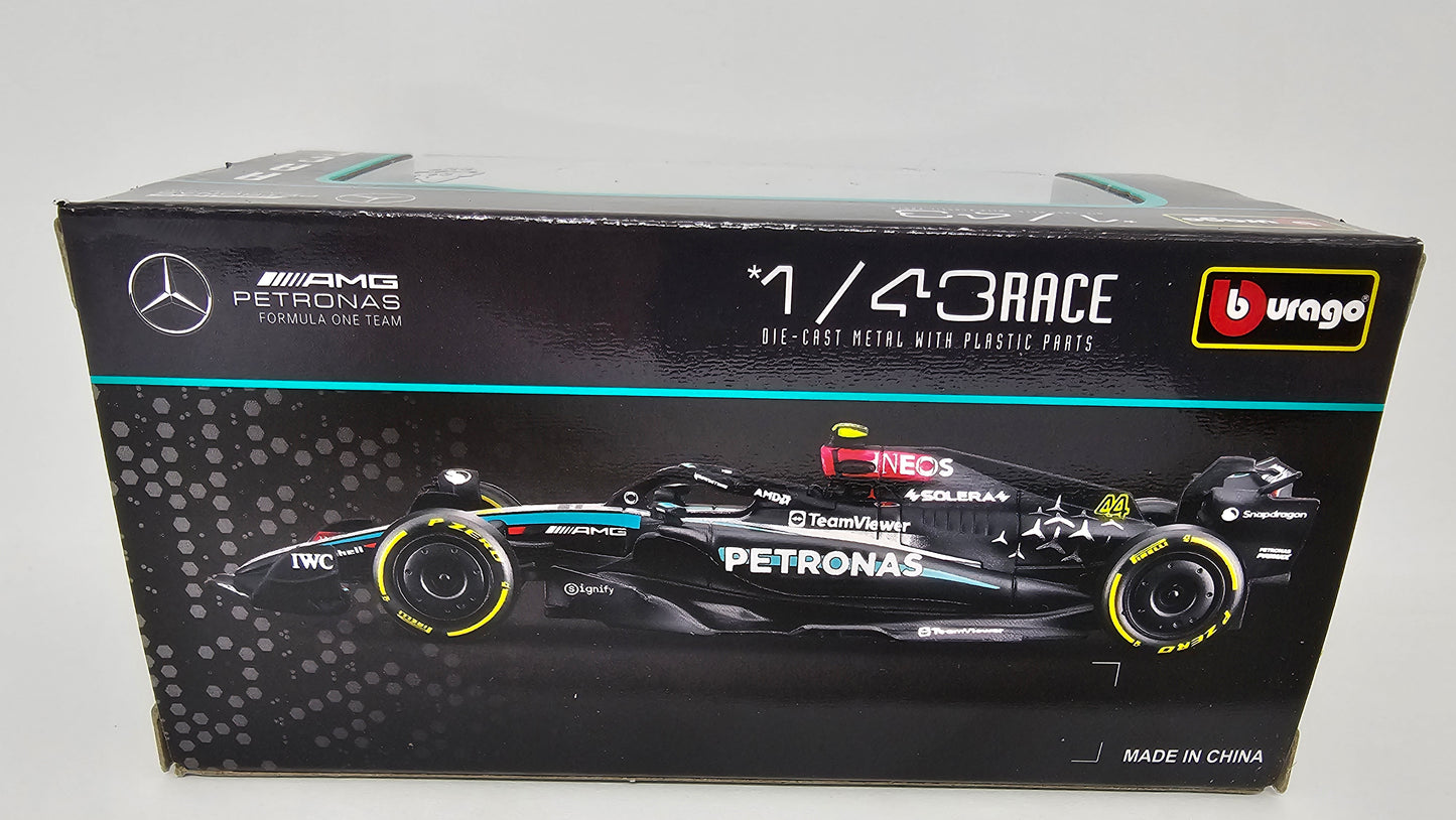 Mercedes AMG Formula 1 W15 #63 George Russell - 2024 - F1 Burago Escala 1/43