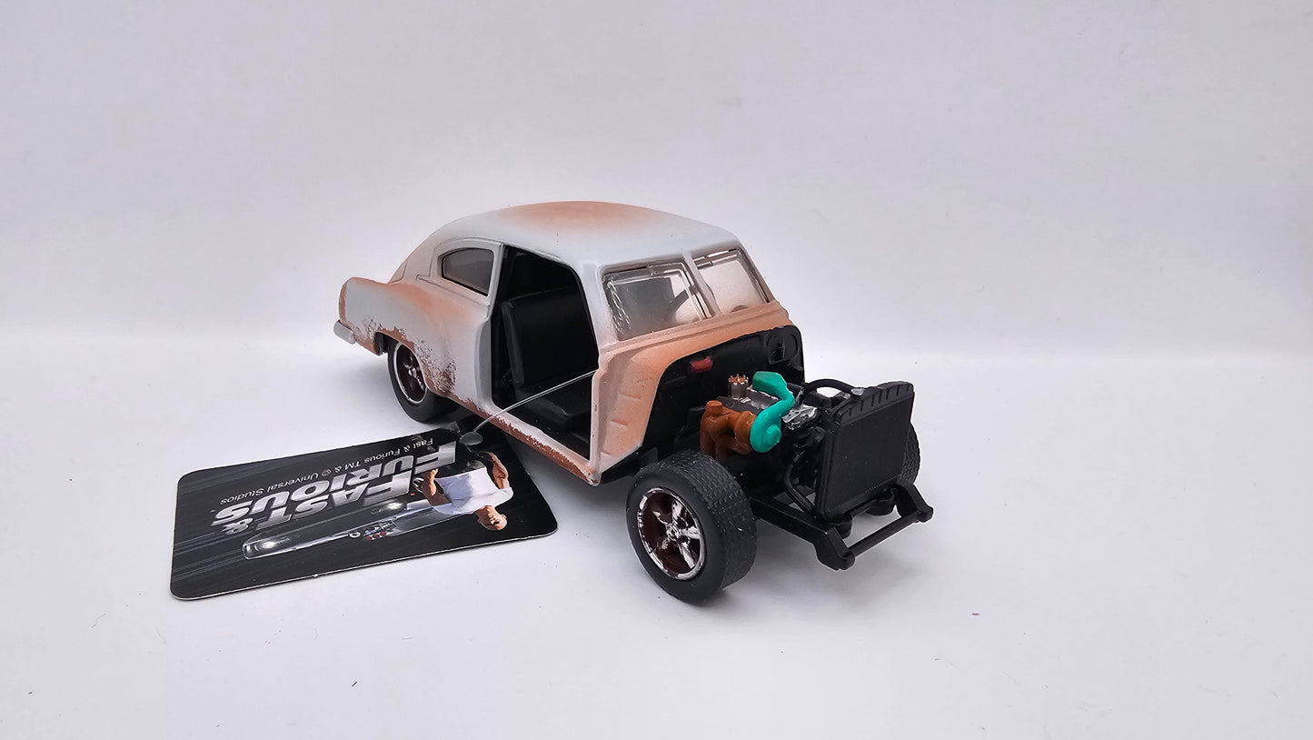 Chevy Fleetline 1951 de Dominic Toretto - "RAPIDOS Y FURIOSOS 8" - Escala 1/32 - Jada