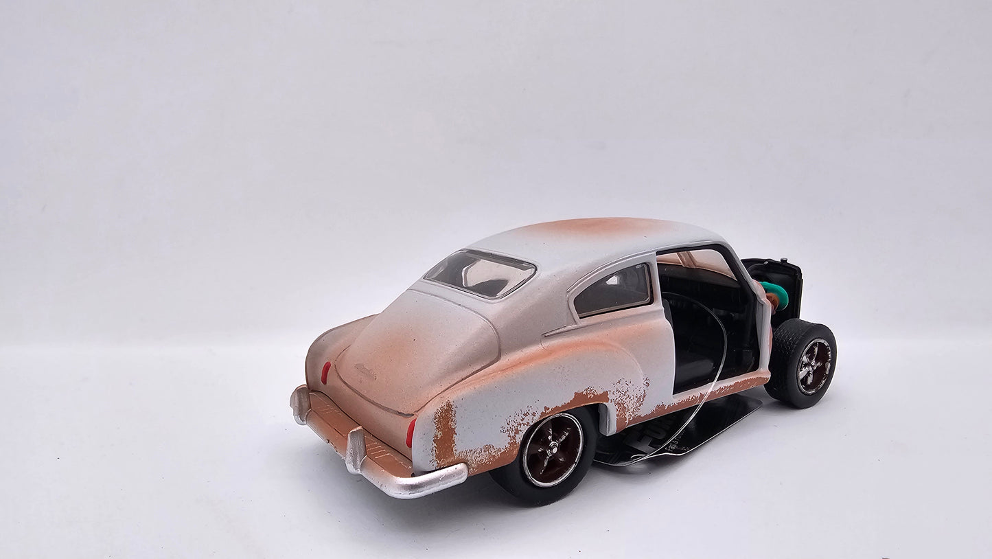 Chevy Fleetline 1951 de Dominic Toretto - "RAPIDOS Y FURIOSOS 8" - Escala 1/32 - Jada