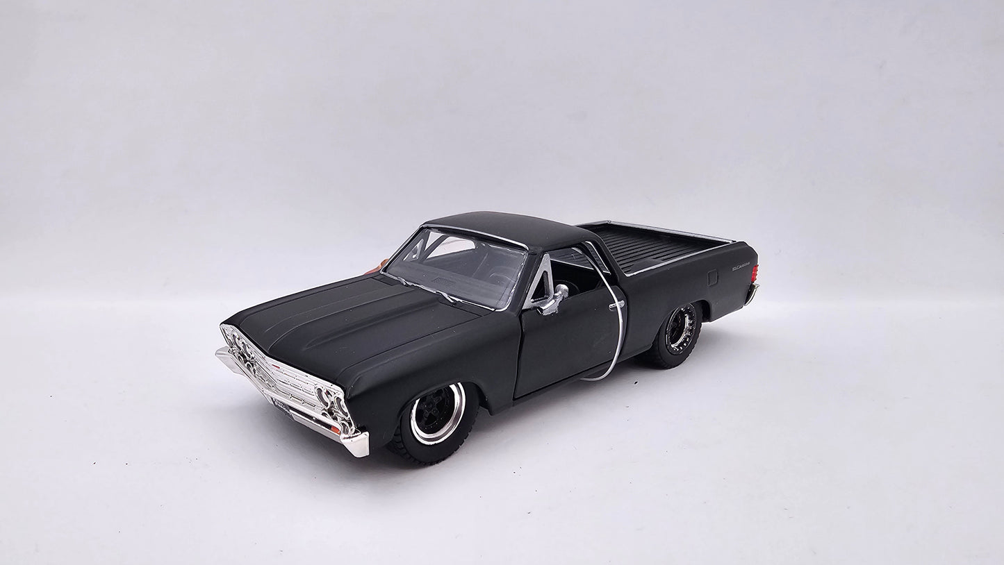 Chevrolet El Camino 1967 - "RAPIDOS Y FURIOSOS X" - Escala 1/32 - Jada