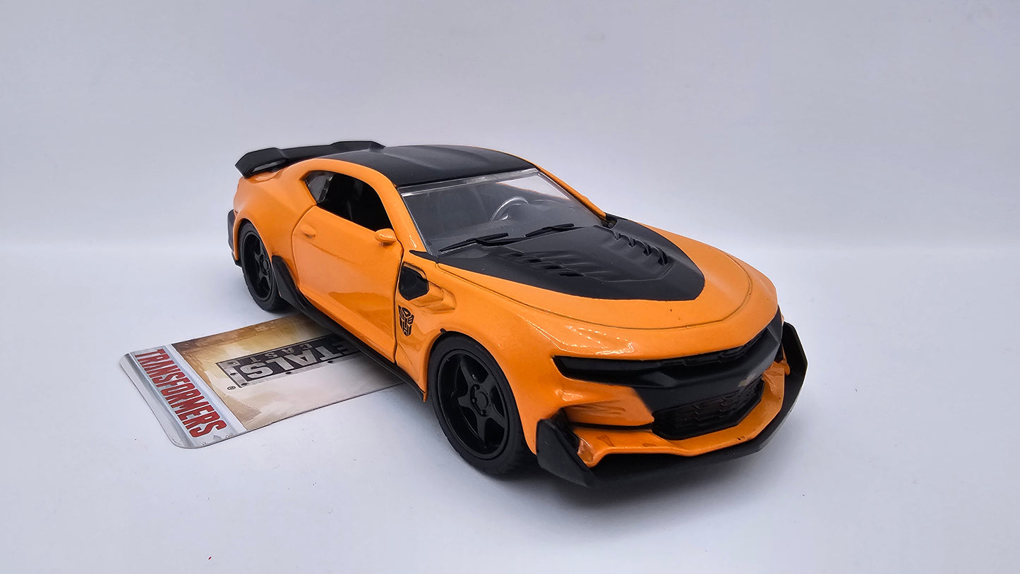Chevrolet Camaro 2016 Bumblebee - Transformers 5 - Escala 1/32 - Jada