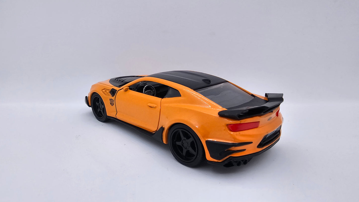 Chevrolet Camaro 2016 Bumblebee - Transformers 5 - Escala 1/32 - Jada