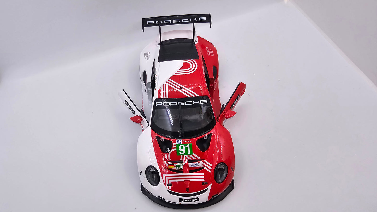 Porsche 911 RSR - Escala 1/24 - BURAGO (sin caja)