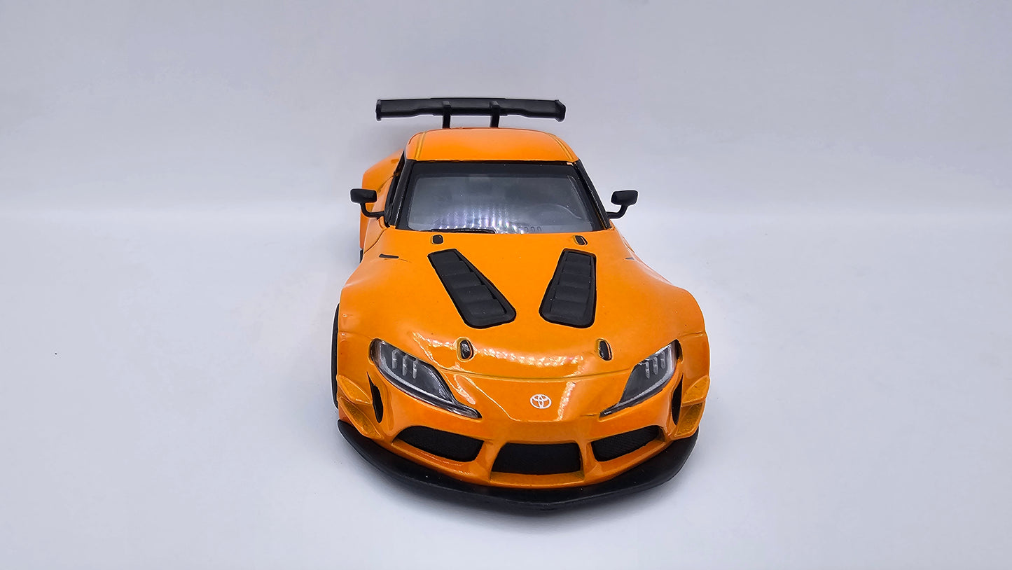 Toyota GR Supra Racing Concept - Escala 1/36 - KINSMART