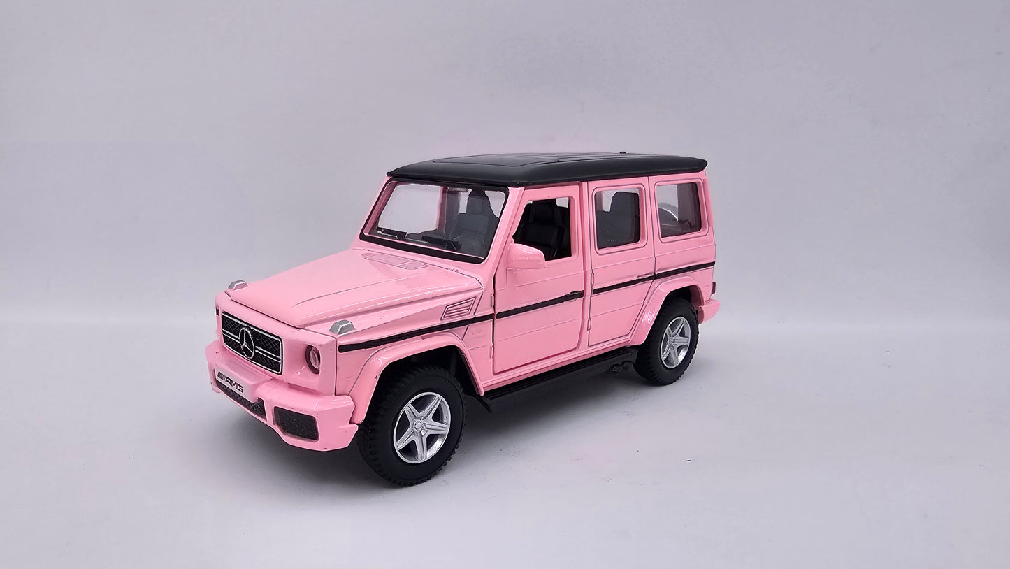 Mercedes Benz G63 AMG - Escala 1/36 - RMZ