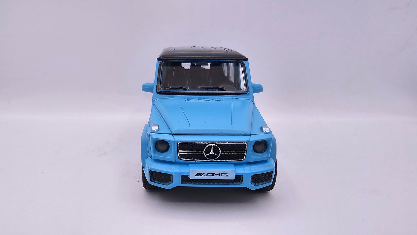 Mercedes Benz G63 AMG - Escala 1/36 - RMZ
