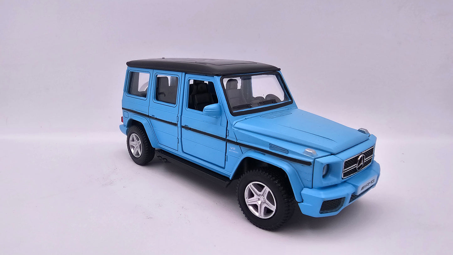 Mercedes Benz G63 AMG - Escala 1/36 - RMZ