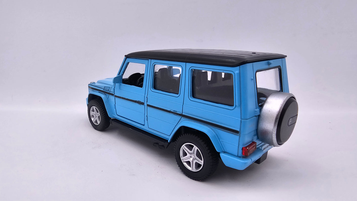 Mercedes Benz G63 AMG - Escala 1/36 - RMZ