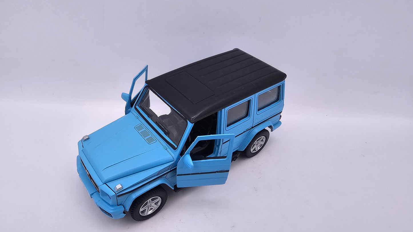 Mercedes Benz G63 AMG - Escala 1/36 - RMZ