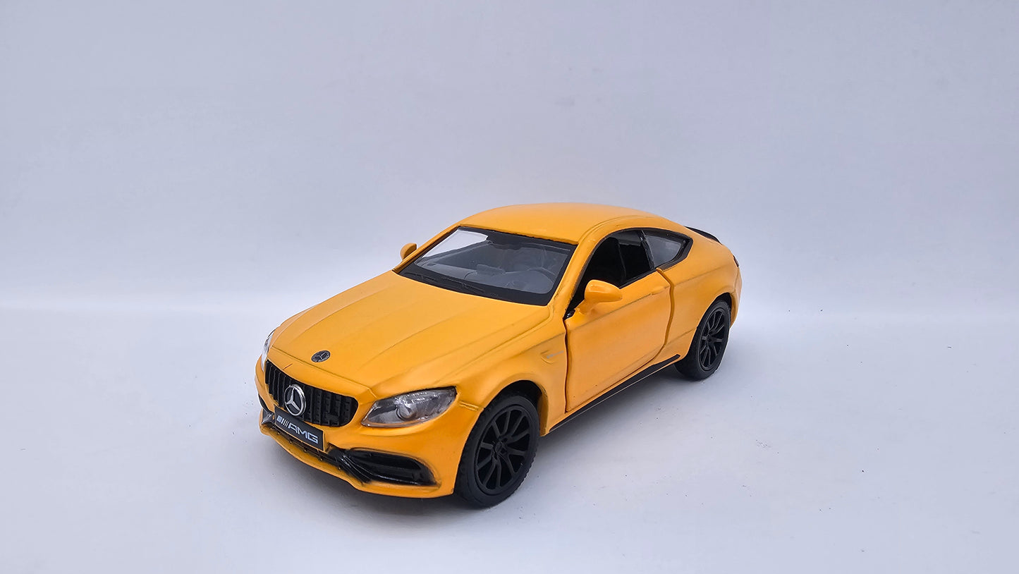 Mercedes Benz C 63 S AMG - Escala 1/36 - RMZ