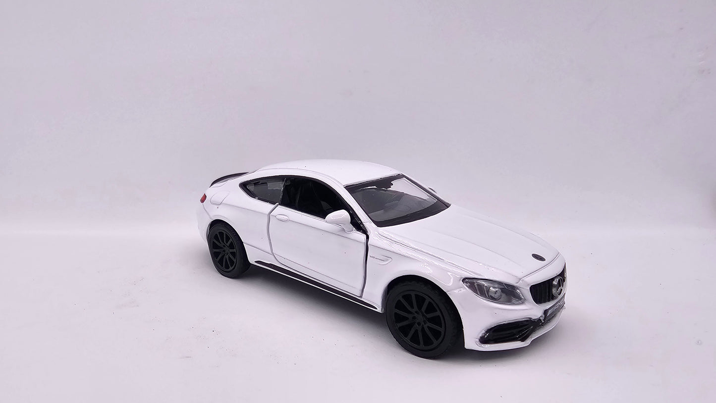 Mercedes Benz C 63 S AMG - Escala 1/36 - RMZ