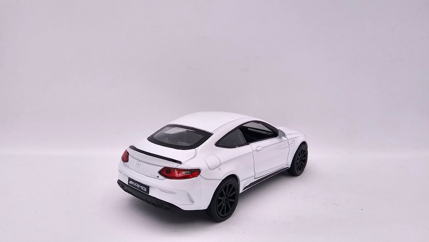 Mercedes Benz C 63 S AMG - Escala 1/36 - RMZ