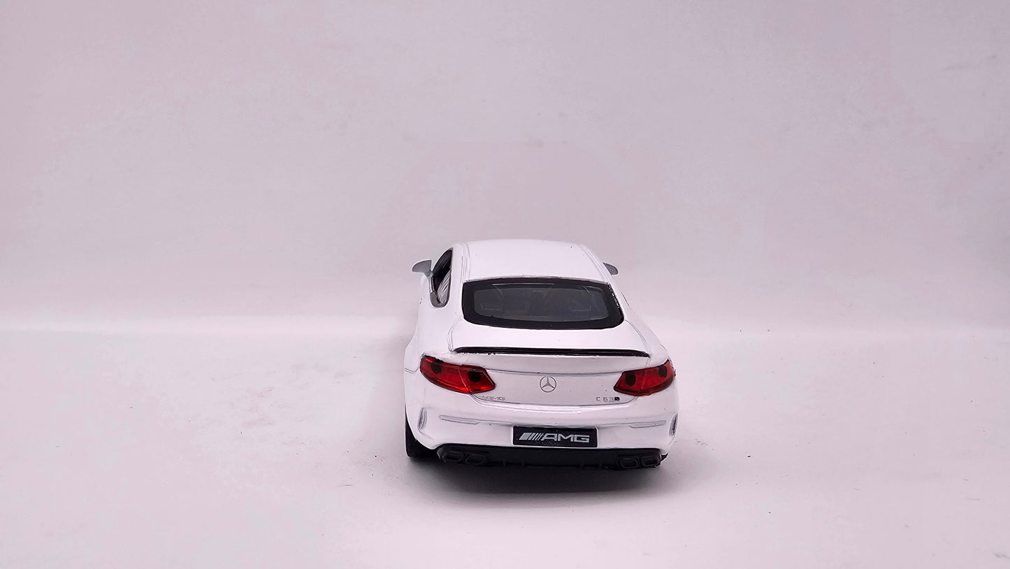 Mercedes Benz C 63 S AMG - Escala 1/36 - RMZ