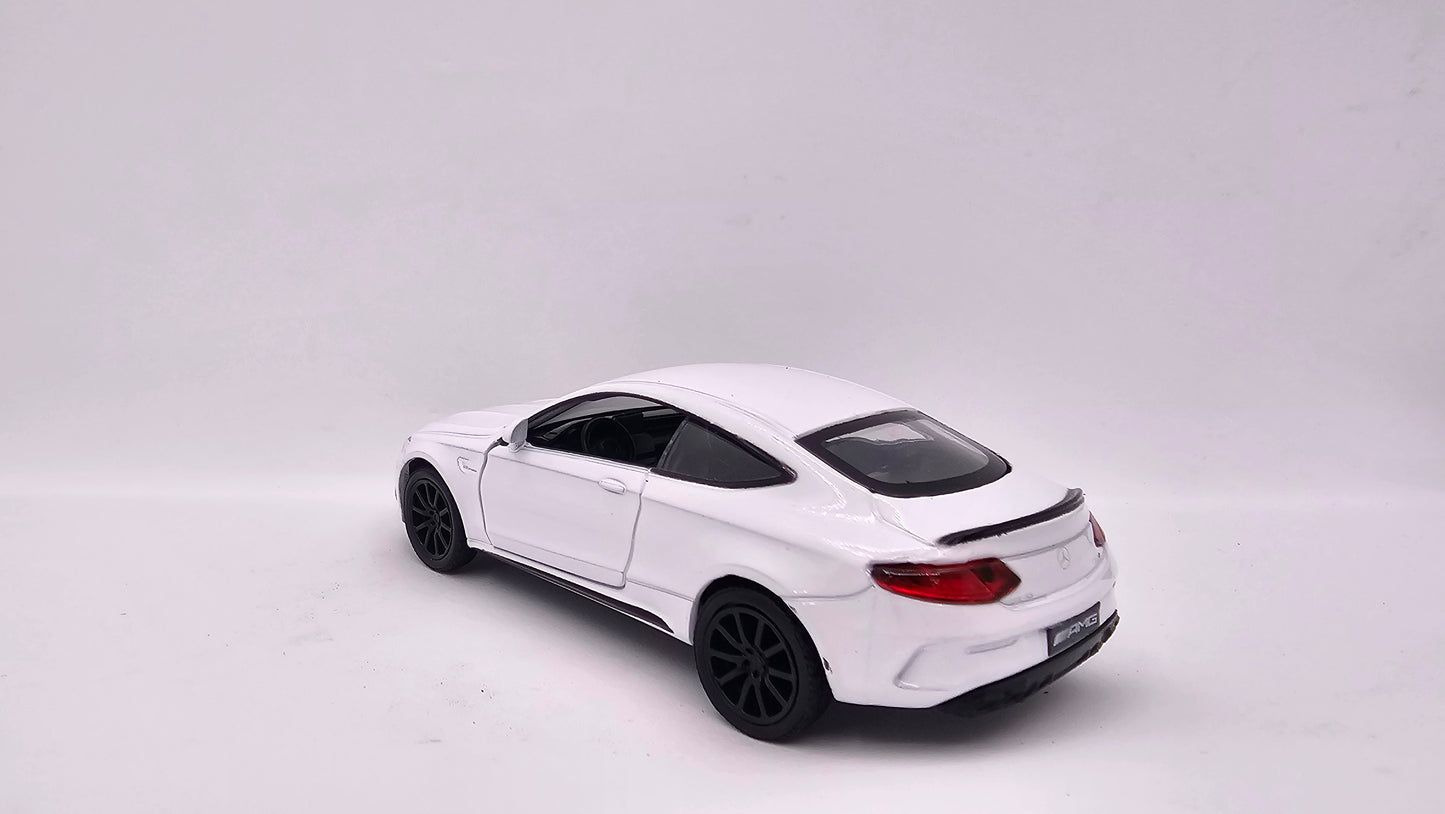 Mercedes Benz C 63 S AMG - Escala 1/36 - RMZ