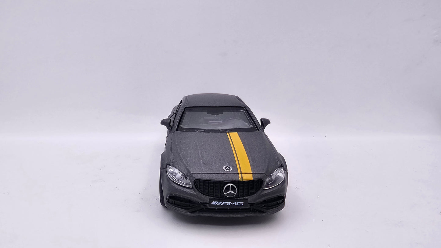 Mercedes Benz C 63 S AMG - Escala 1/36 - RMZ