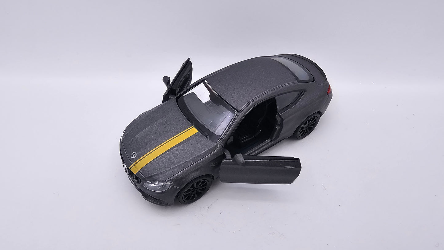 Mercedes Benz C 63 S AMG - Escala 1/36 - RMZ
