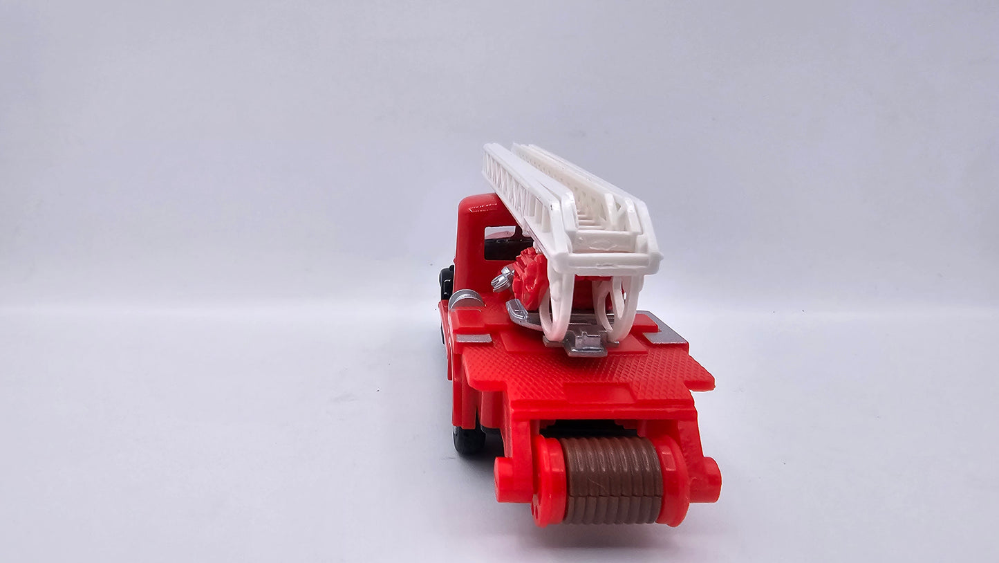 Camion de Bomberos Clasico - Escala 1/38 - GOKI - (Sin Caja)