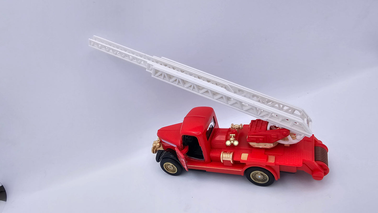 Camion de Bomberos Clasico - Escala 1/38 - GOKI - (Sin Caja)
