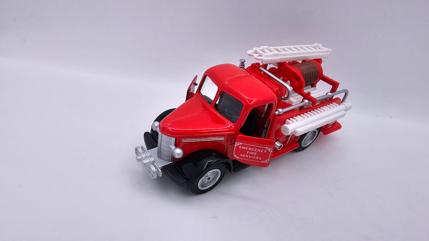 Camion de Bomberos Clasico - Escala 1/38 - GOKI - (Sin Caja)