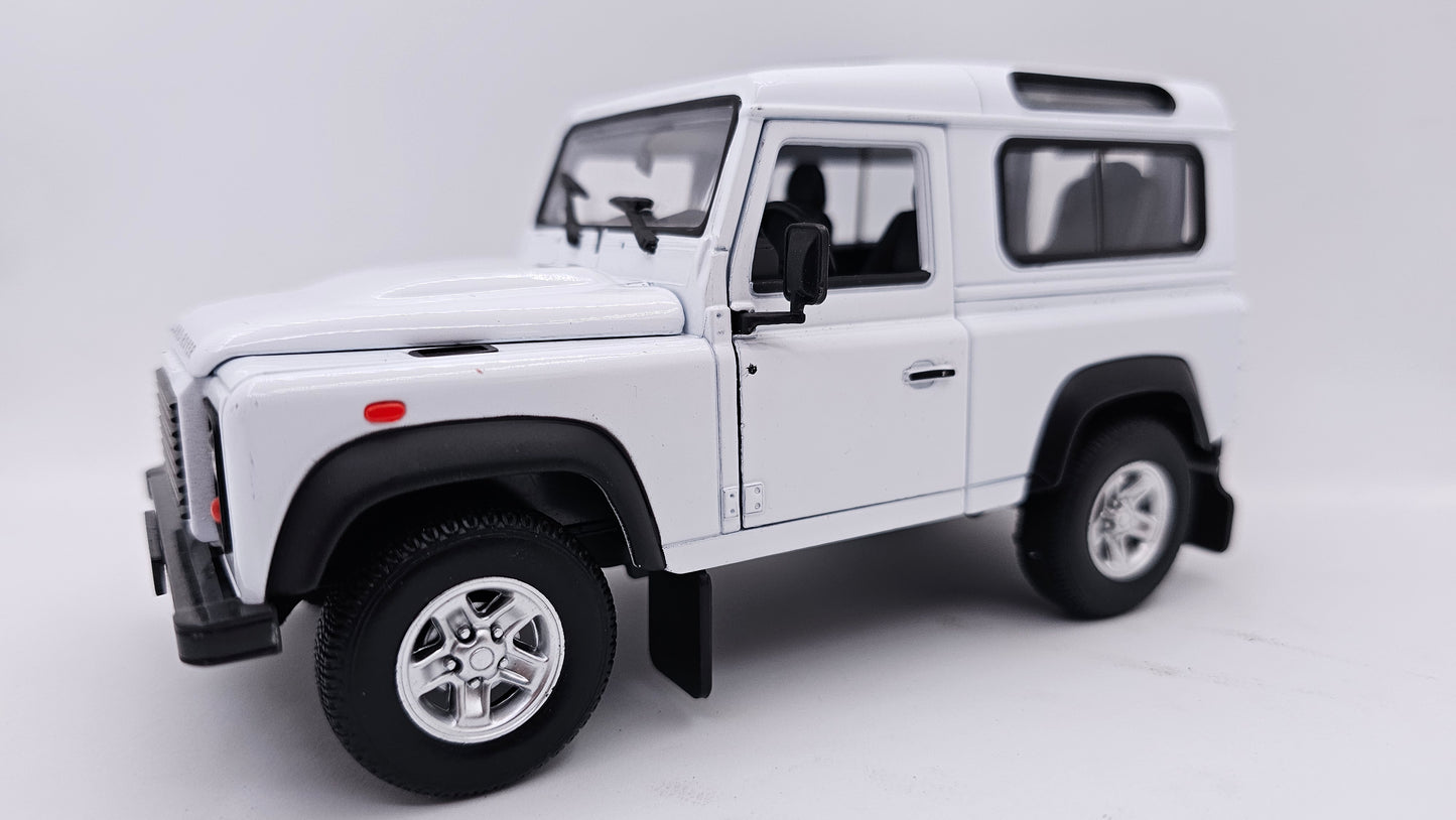 Land Rover Defender - Escala 1/24 - Welly (sin caja)