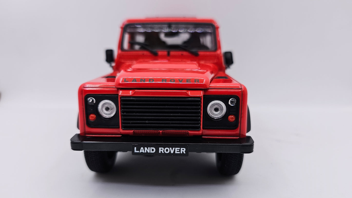 Land Rover Defender - Escala 1/24 - Welly (sin caja)