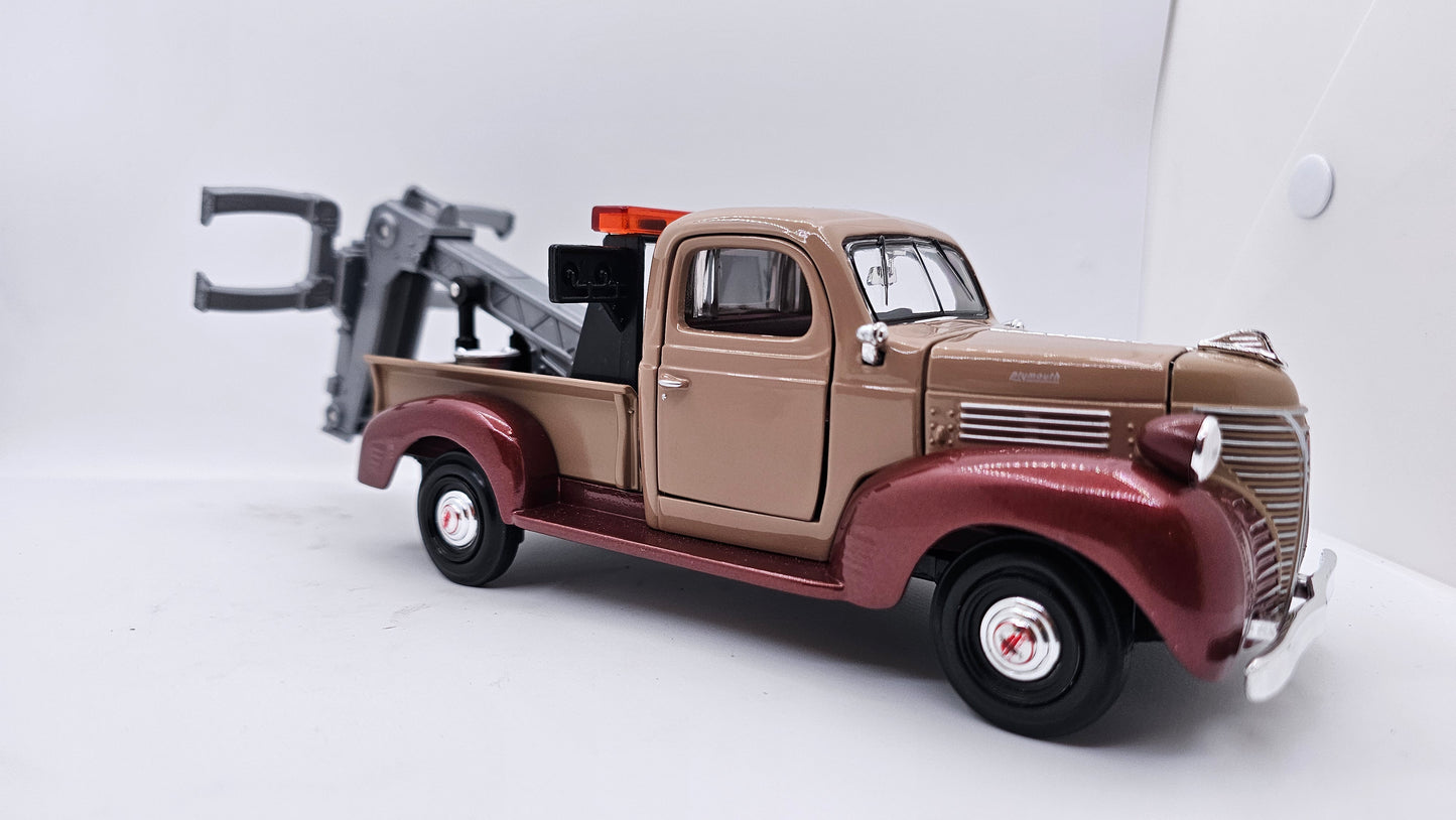 Plymouth Truck 1941 Grúa - Escala 1/24 - Motormax (sin caja)