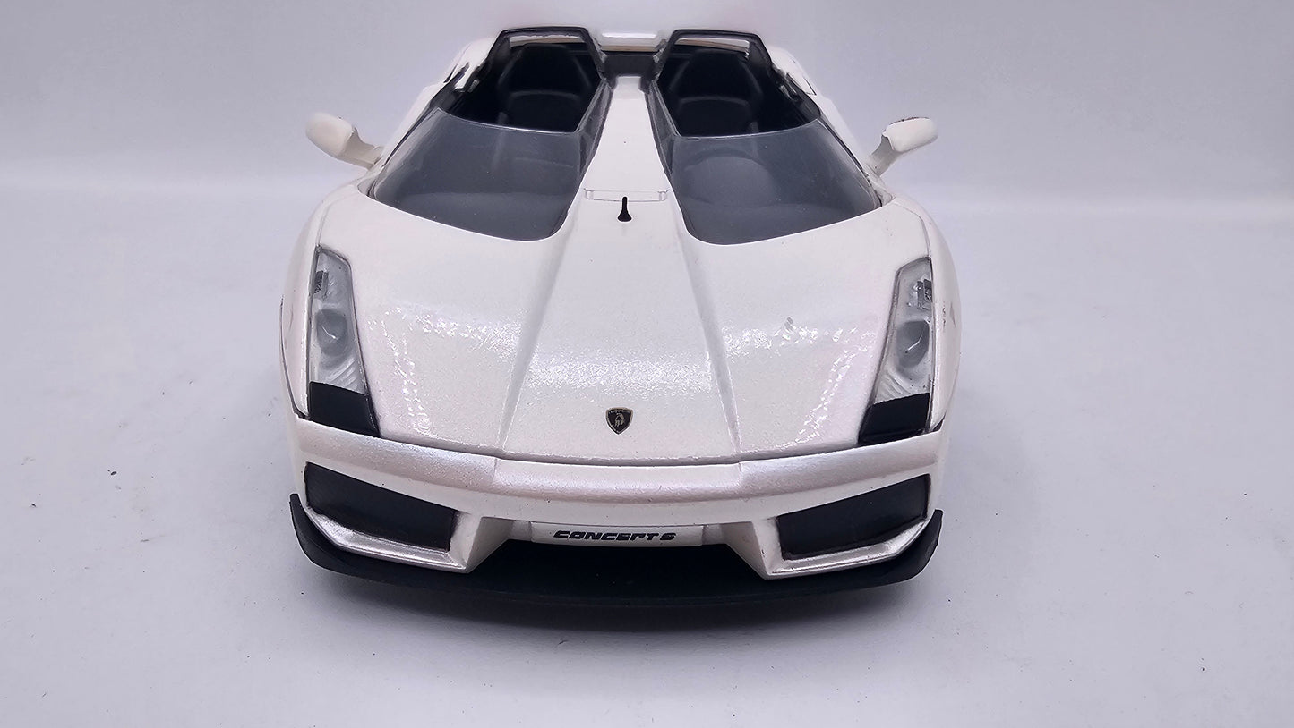 Lamborghini Concept S - Escala 1/24 - Motor Max (sin caja)